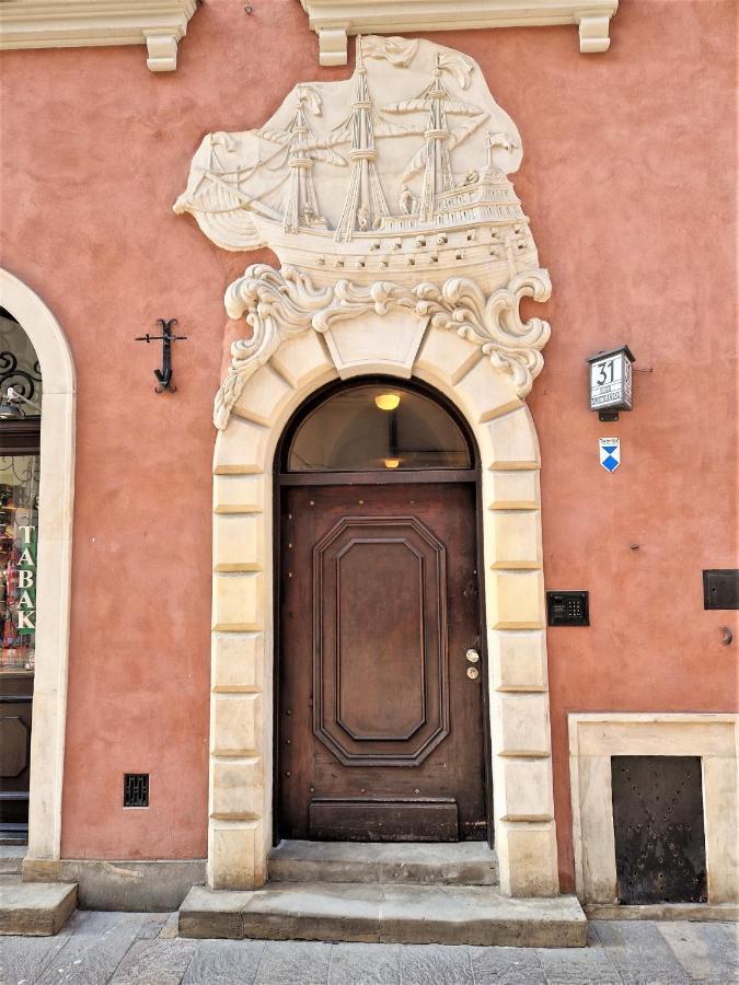 J&W Apartments Swietojanska Rooms ワルシャワ エクステリア 写真
